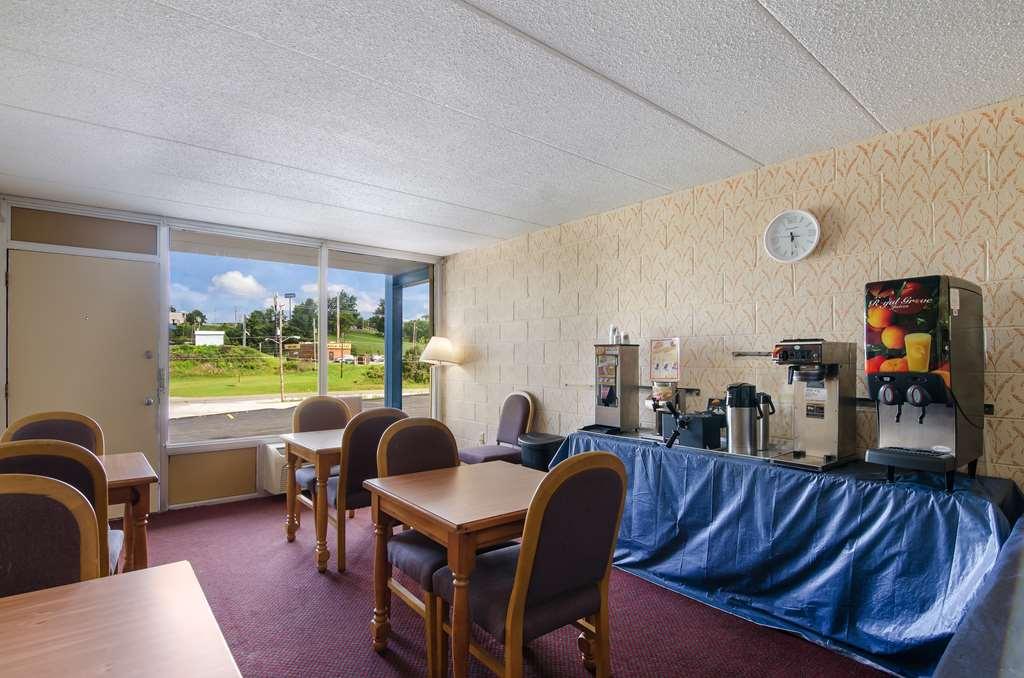 Americas Best Value Inn Wytheville Restoran gambar